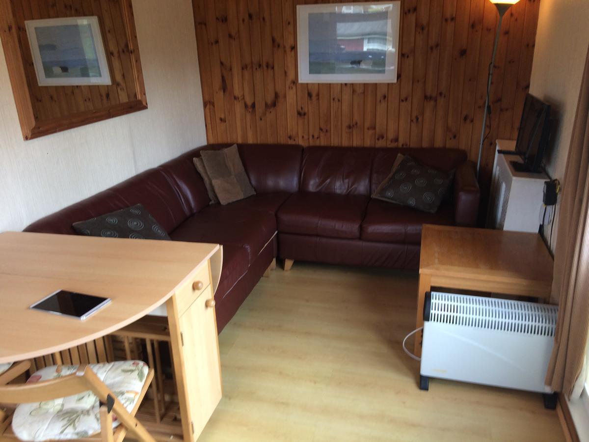 Pantyrathro International Hostel 카마던 외부 사진