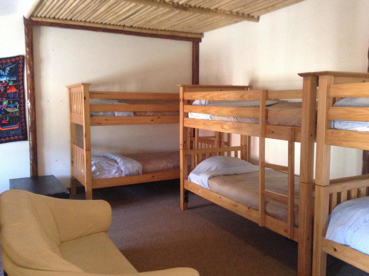 Pantyrathro International Hostel 카마던 외부 사진